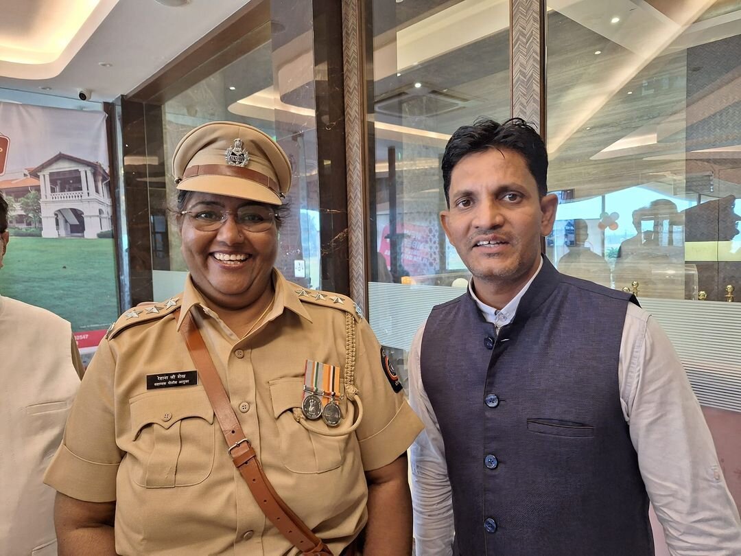 STV News | स्वतंत्रता दिवस पर Rehana Shaikh ACP Mumbai Police यादगार तस्वीर मुंबई इस्लाम जिमखाना