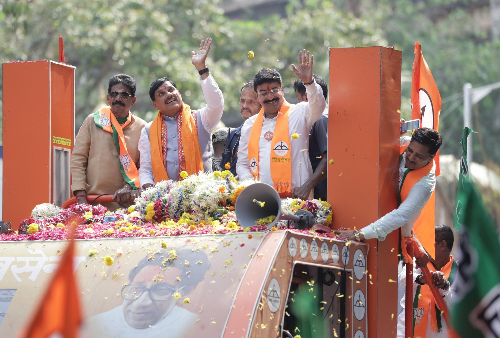 STV News | महायुती उमेदवार राहुल शेवाळे आशीर्वाद यात्रा मे मध्यप्रदेश के...